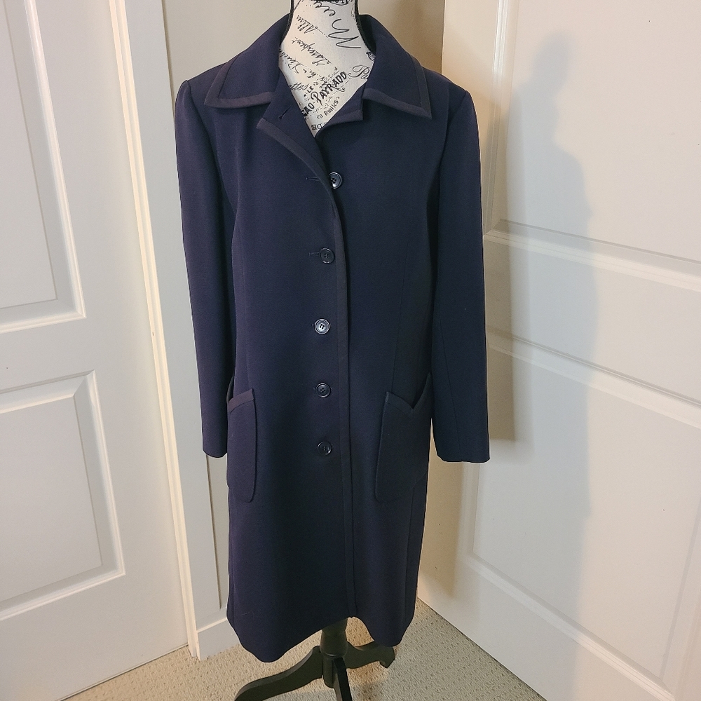 Vintage Coat Pure Virgin wool  Long Navy Blue Size M Montreal Auckie Sanft